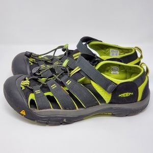 Keen Waterproof Sandals Mens 7 Womens 9